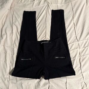 10 Items for $20: Mudd Black Stretch Leggings